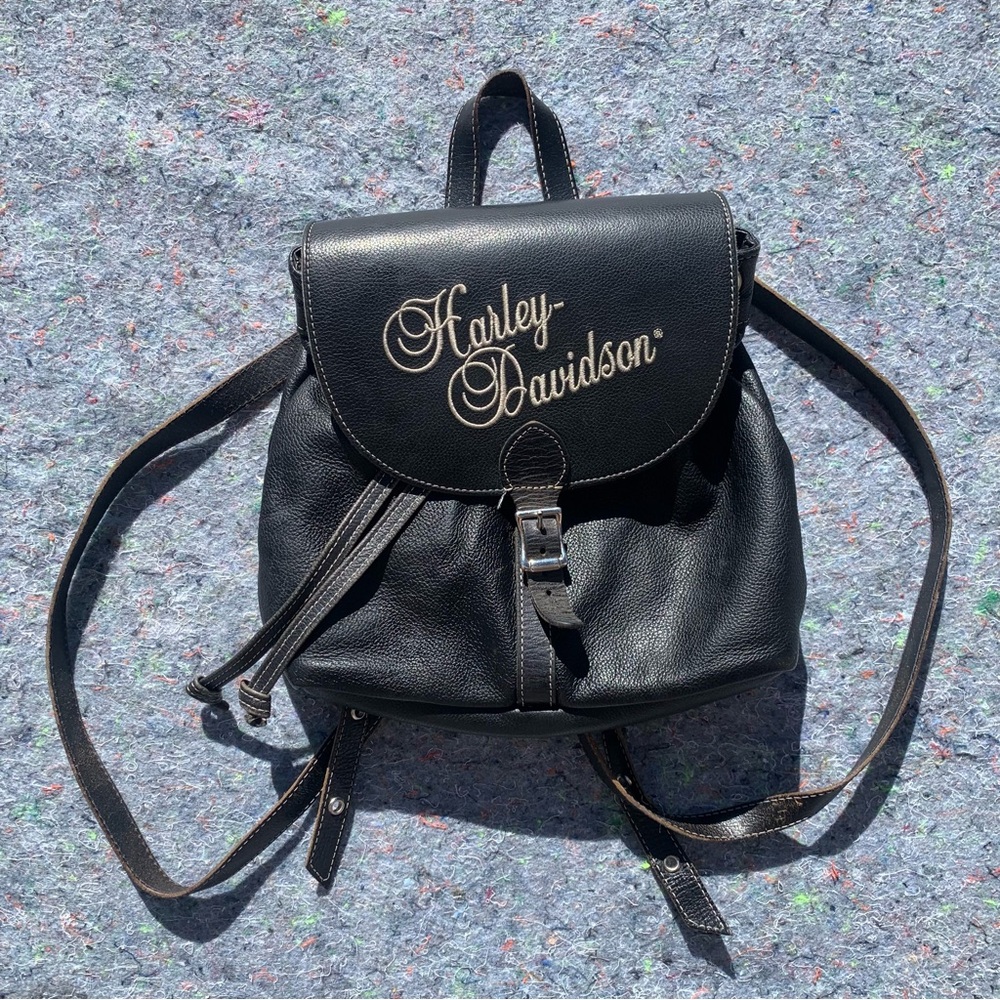 Early 2000s - 2010s Harley Davidson Black Leather Backpack